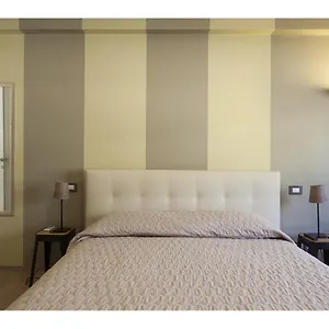 alexs-guest-house.it-romehotels.com/